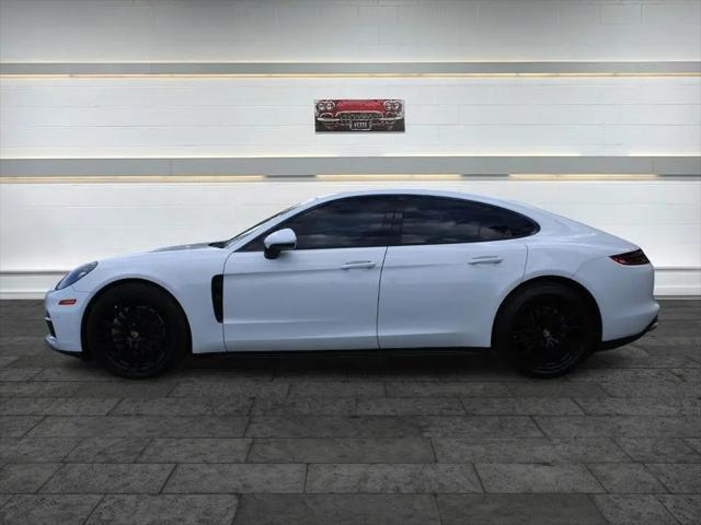 2018 Porsche Panamera Panamera