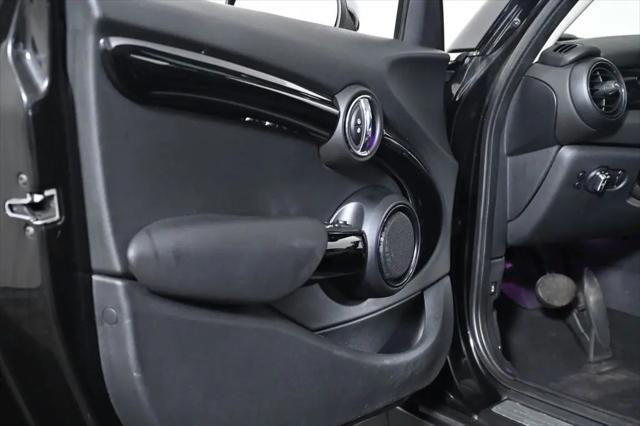 2015 MINI Hardtop Cooper