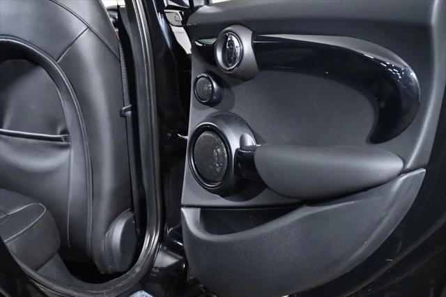 2015 MINI Hardtop Cooper