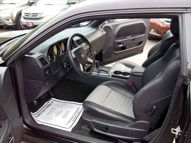 2010 Dodge Challenger SE
