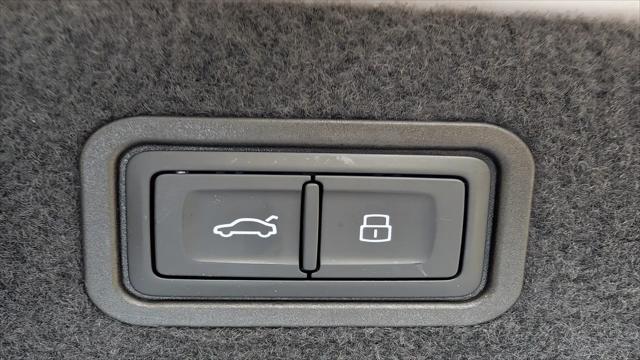 2025 Audi A8 L 55 TFSI quattro Tiptronic