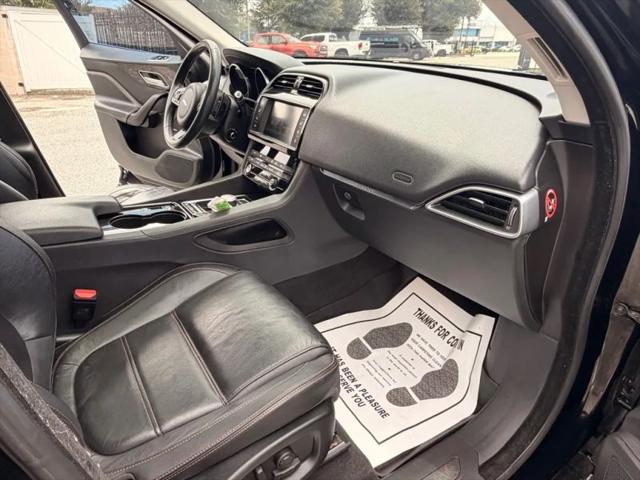 2017 Jaguar F-PACE 35t Prestige