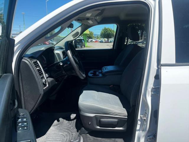 2017 Ram 2500 Tradesman Crew Cab 4x4 6'4" Box