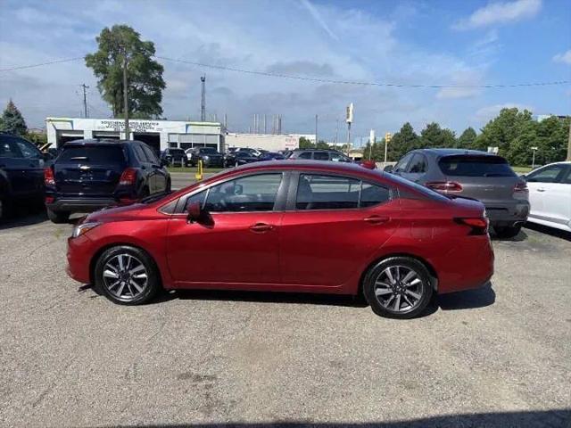 2021 Nissan Versa SV Xtronic CVT