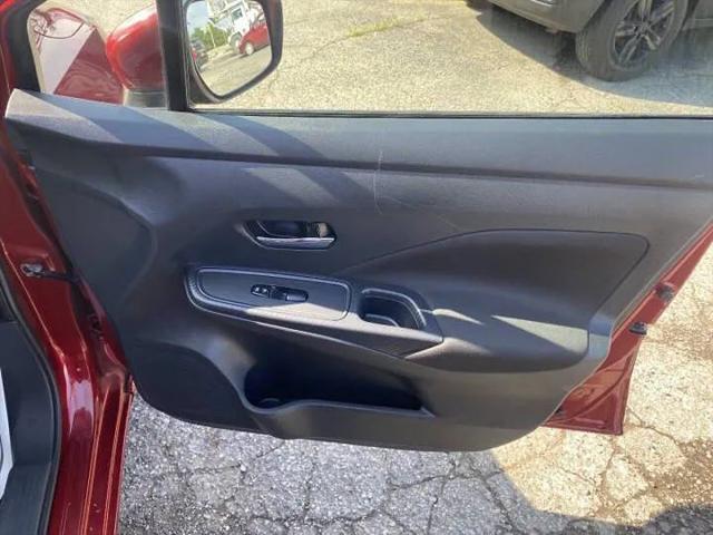 2021 Nissan Versa SV Xtronic CVT