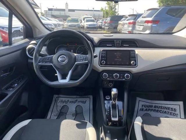 2021 Nissan Versa SV Xtronic CVT