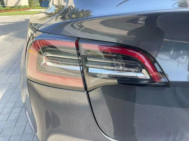 2019 Tesla Model 3 Standard Range Plus