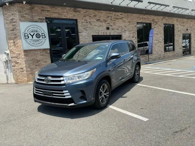 2019 Toyota Highlander LE for sale in Rainbow City, AL