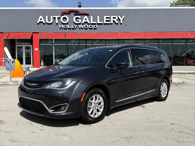 2020 Chrysler Pacifica Touring L for sale in Hollywood, FL