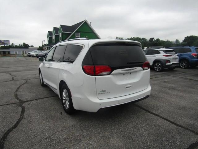 2018 Chrysler Pacifica Touring L