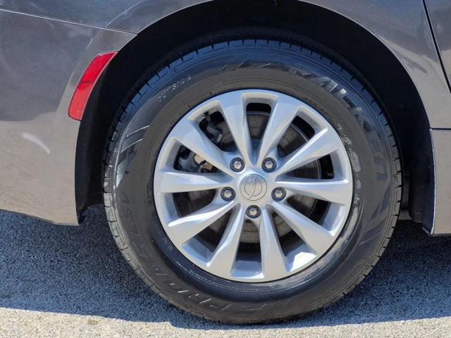 2017 Chrysler Pacifica Touring
