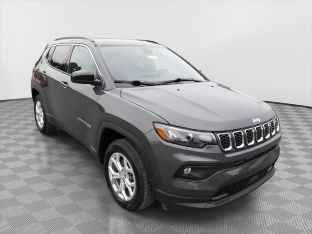 2024 Jeep Compass Latitude 4x4 2024 Jeep Compass Latitude 4x4