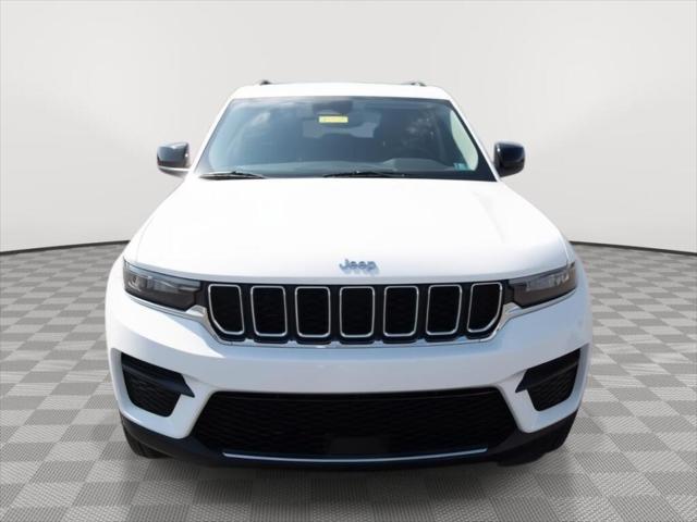 2023 Jeep Grand Cherokee Laredo 4x4