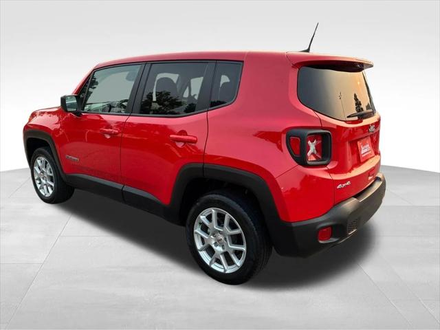 2023 Jeep Renegade Latitude 4x4 2023 Jeep Renegade Latitude 4x4