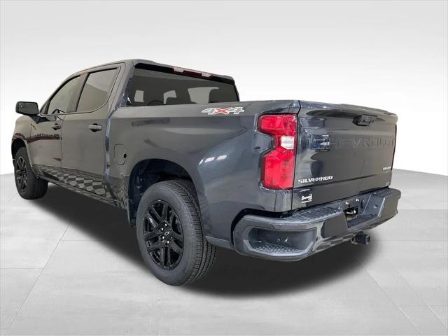 2022 Chevrolet Silverado 1500 4WD Crew Cab Short Bed Custom 2022 Chevrolet Silverado 1500 4WD Crew Cab Short Bed Custom