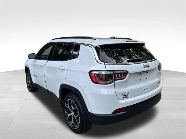 2024 Jeep Compass Latitude 4x4 2024 Jeep Compass Latitude 4x4