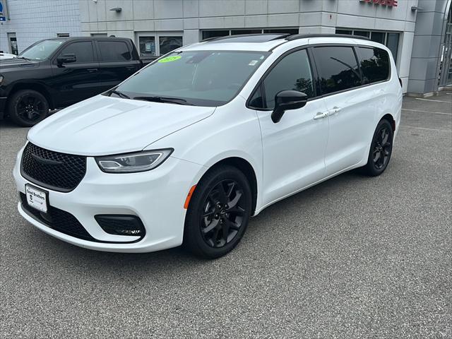 2025 Chrysler Pacifica Limited for sale in South Weymouth, MA