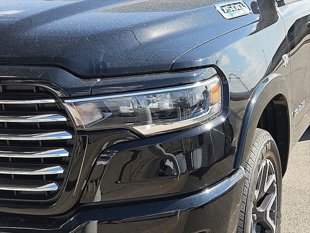 2027 RAM Ram 1500 RAM 1500 LARAMIE CREW CAB 4X4 57 BOX