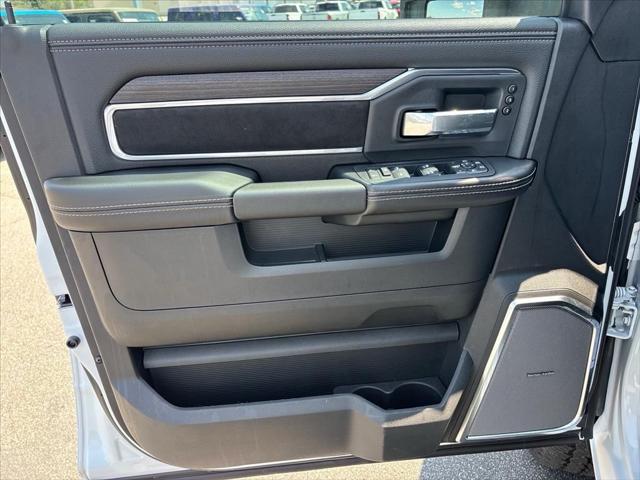 2026 Ram 2500 Laramie Crew Cab 4x4 6'4" Box