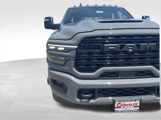 2026 Ram 3500 Limited Crew Cab 4x4 8 Box
