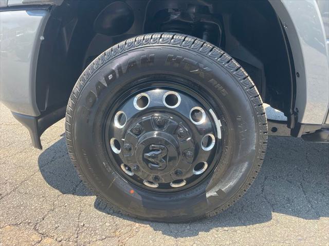 2026 Ram 3500 Limited Crew Cab 4x4 8 Box