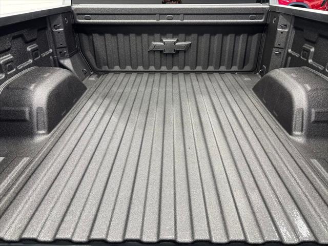 2026 Chevrolet Silverado 1500 4WD Crew Cab Short Bed LT Trail Boss