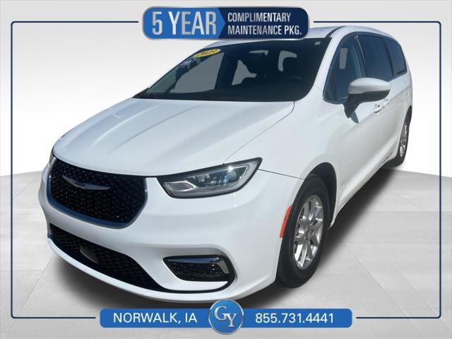 2023 Chrysler Pacifica Touring L for sale in Norwalk, IA