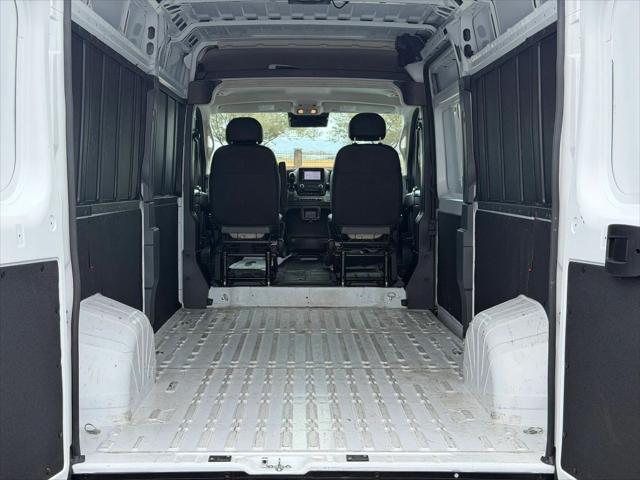 2025 Ram ProMaster 2500 Cargo Van Tradesman High Roof 159 WB w/Pass Seat
