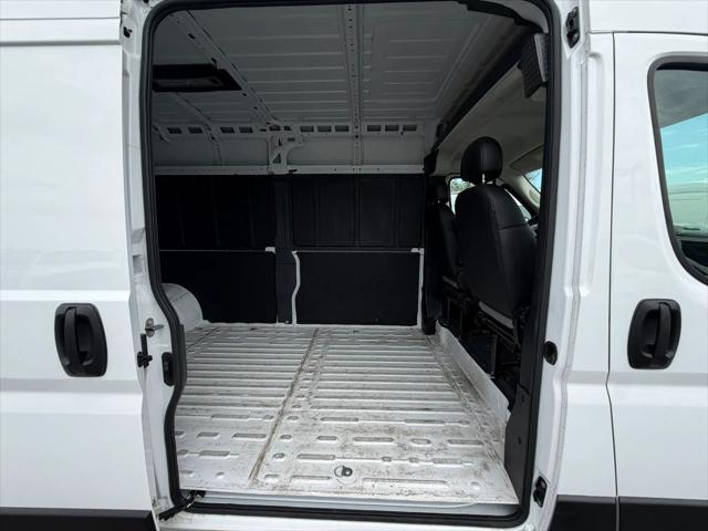 2025 Ram ProMaster 2500 Cargo Van Tradesman High Roof 159 WB w/Pass Seat