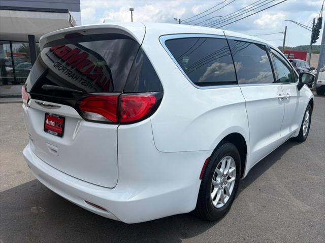 2017 Chrysler Pacifica Touring