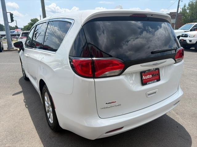 2017 Chrysler Pacifica Touring