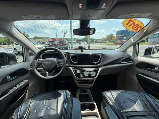 2017 Chrysler Pacifica Touring