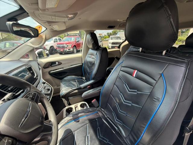 2017 Chrysler Pacifica Touring