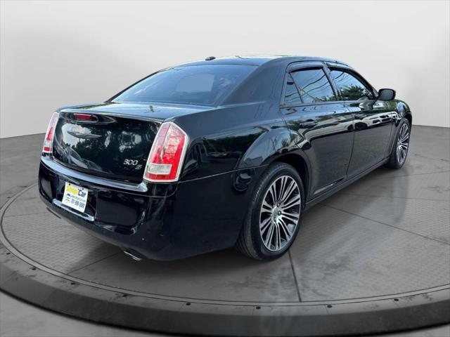 2012 Chrysler 300 S V6