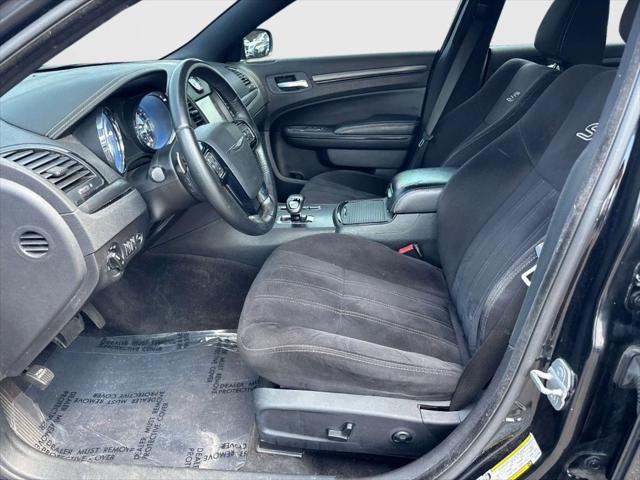 2012 Chrysler 300 S V6