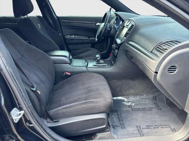 2012 Chrysler 300 S V6
