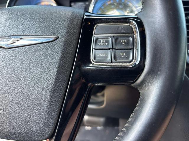 2012 Chrysler 300 S V6