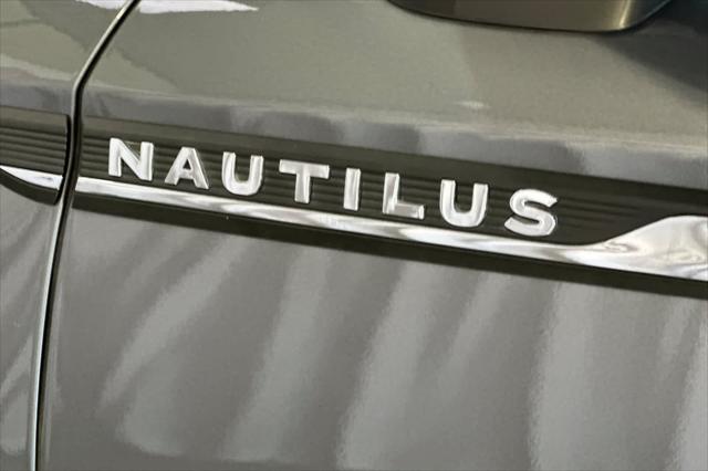 2022 Lincoln Nautilus Standard