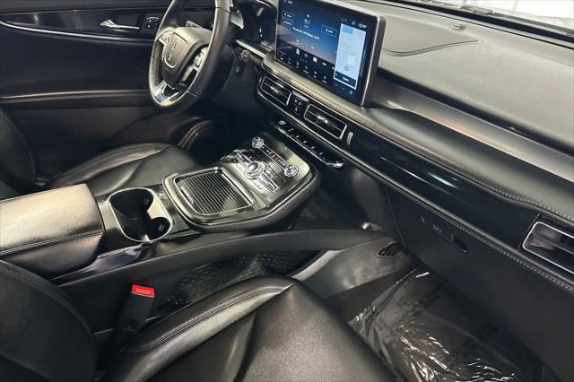 2022 Lincoln Nautilus Standard