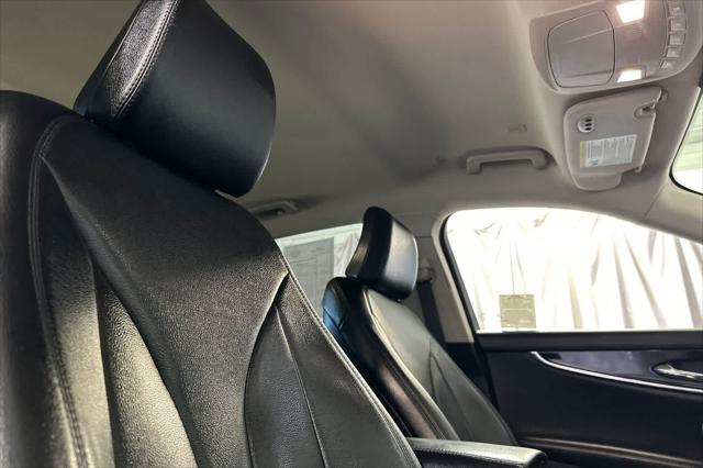 2022 Lincoln Nautilus Standard
