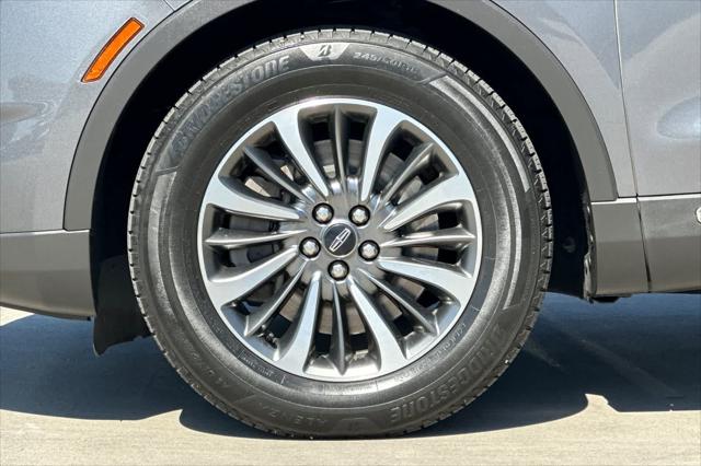 2022 Lincoln Nautilus Standard