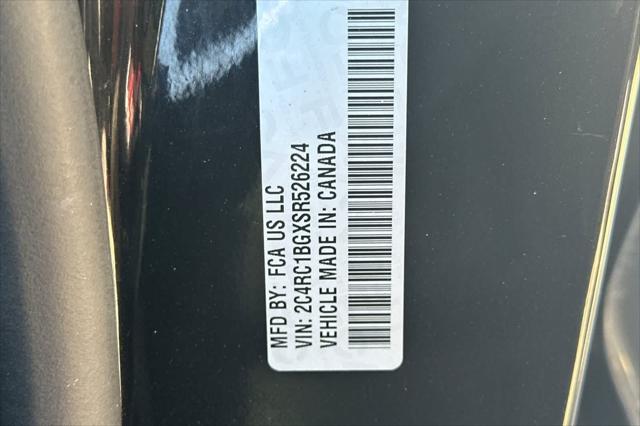 2025 Chrysler Pacifica Select