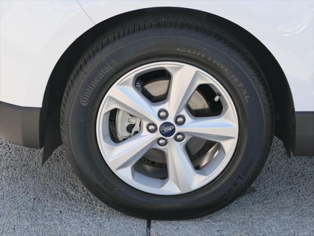 2020 Ford Edge SE