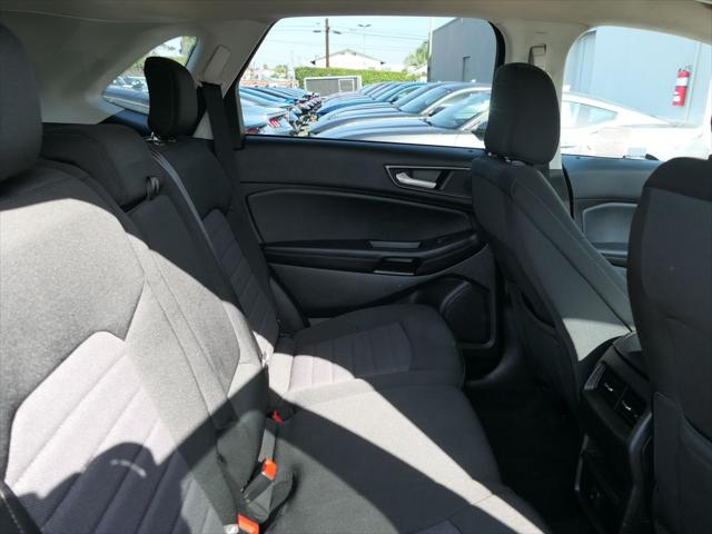 2020 Ford Edge SE