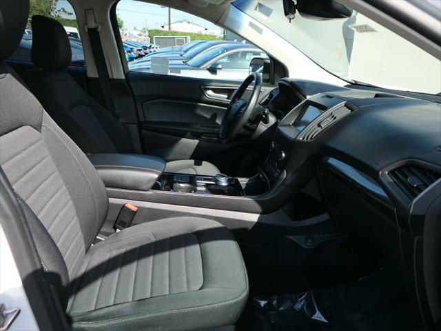 2020 Ford Edge SE