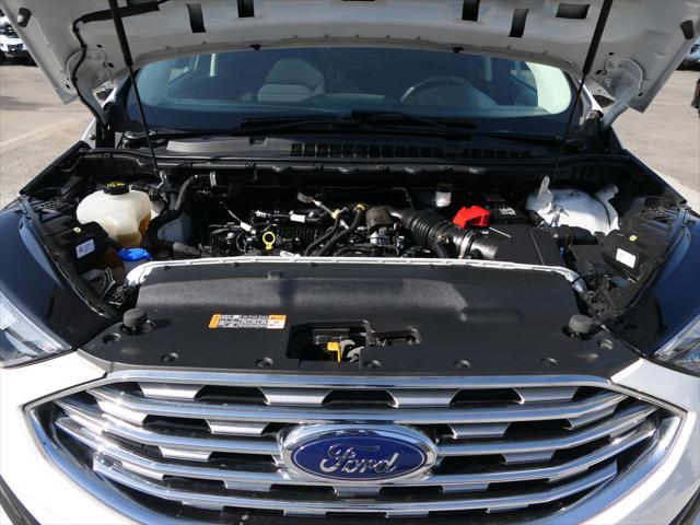2020 Ford Edge SE