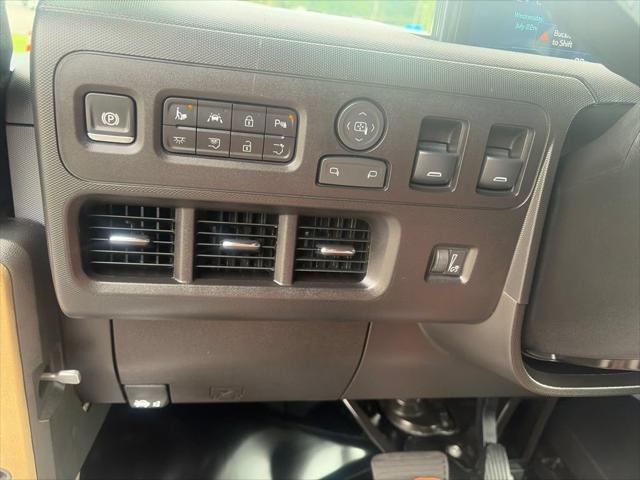 Used 2024 Brightdrop Zevo 600 Eawd 600 For Sale in Cortland, NY