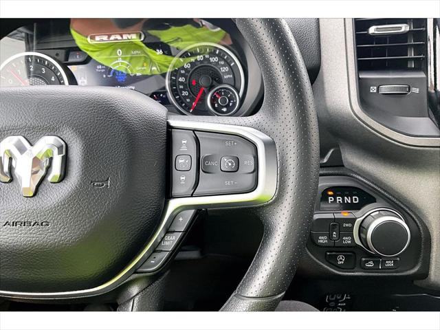 2026 Ram 1500 Warlock Crew Cab 4x4 5'7" Box
