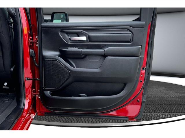2026 Ram 1500 Warlock Crew Cab 4x4 5'7" Box