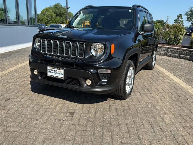 2022 Jeep Renegade Latitude 4x4 for sale in Peoria, IL